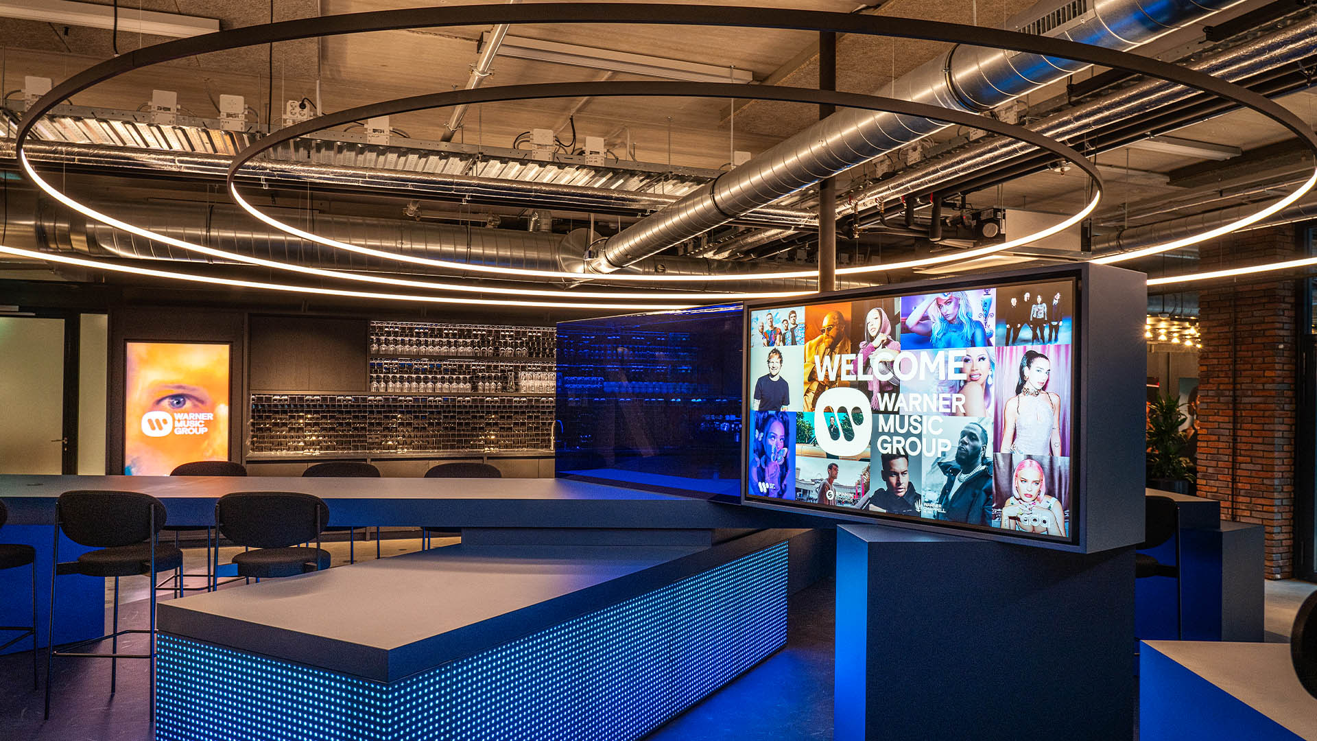 Warner Music Group 003